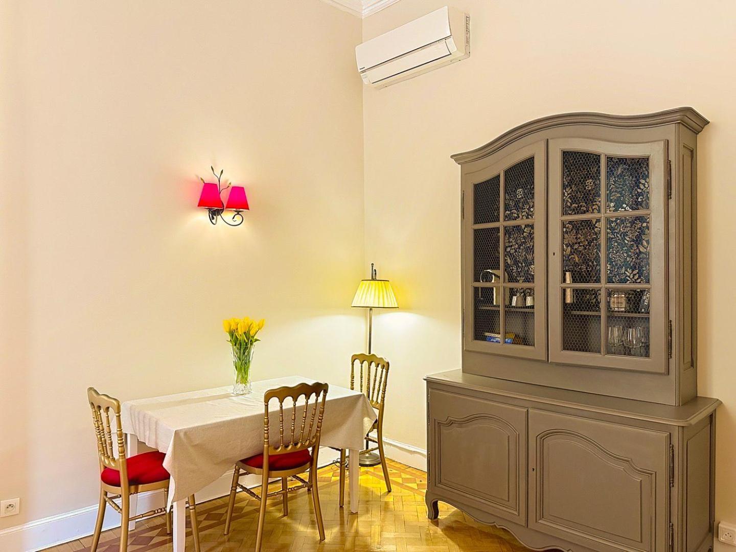 Elegant Old Nice Escape Экстерьер фото